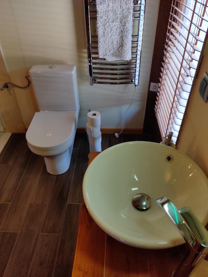 Spacious Ski Chalet In Traditional French Village, Sleeps 8, Four Star With Fibre Broadband อาบงดองซ์ ภายนอก รูปภาพ