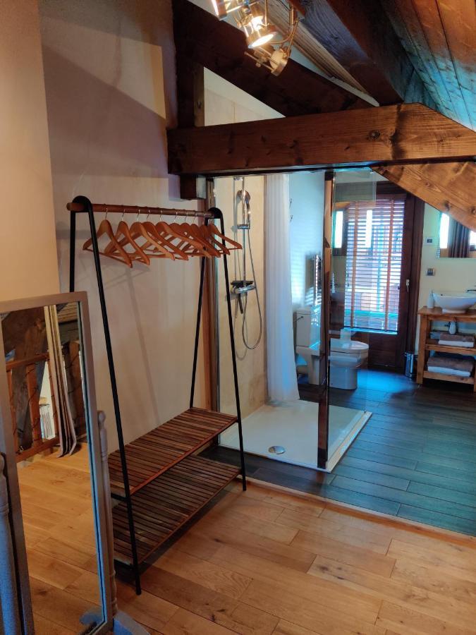 Spacious Ski Chalet In Traditional French Village, Sleeps 8, Four Star With Fibre Broadband อาบงดองซ์ ภายนอก รูปภาพ